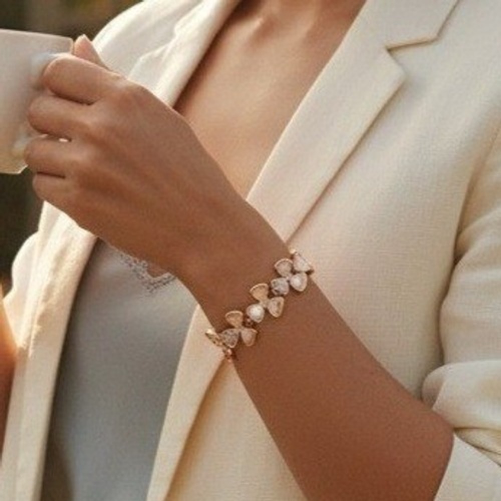 Rose Gold Tone Floral Bracelet Pink Cat's Eye Glass Rhinestone‎ Accent